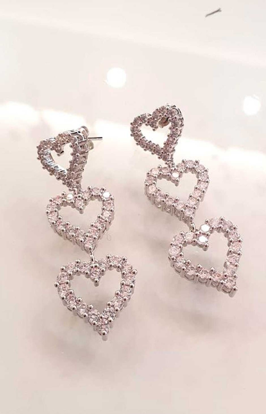 Accesorios Fetiche Suances | Pendientes Tres Corazones