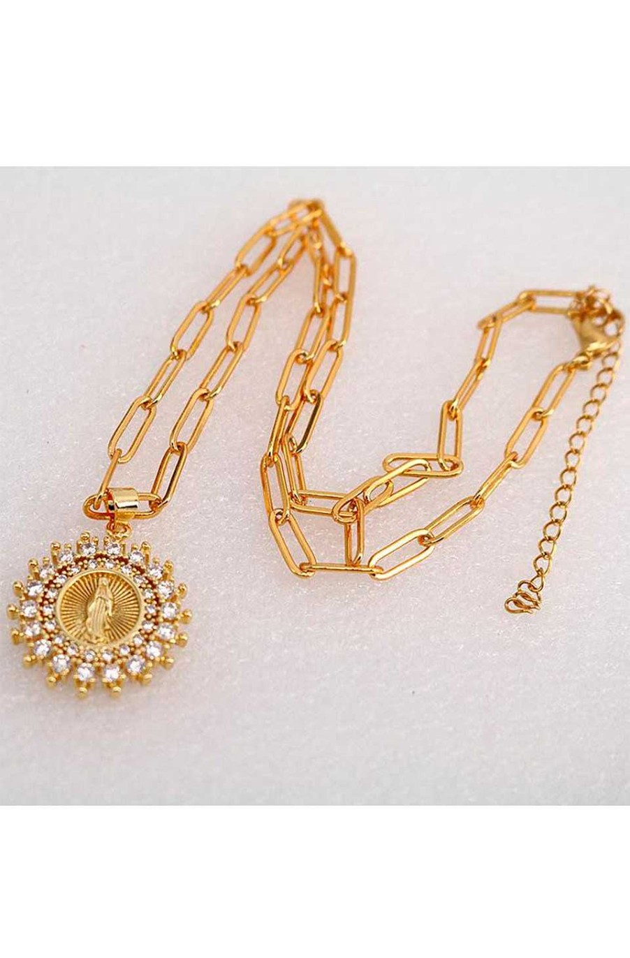 Accesorios Fetiche Suances | Collar Cadena Medalla Redonda Virgen