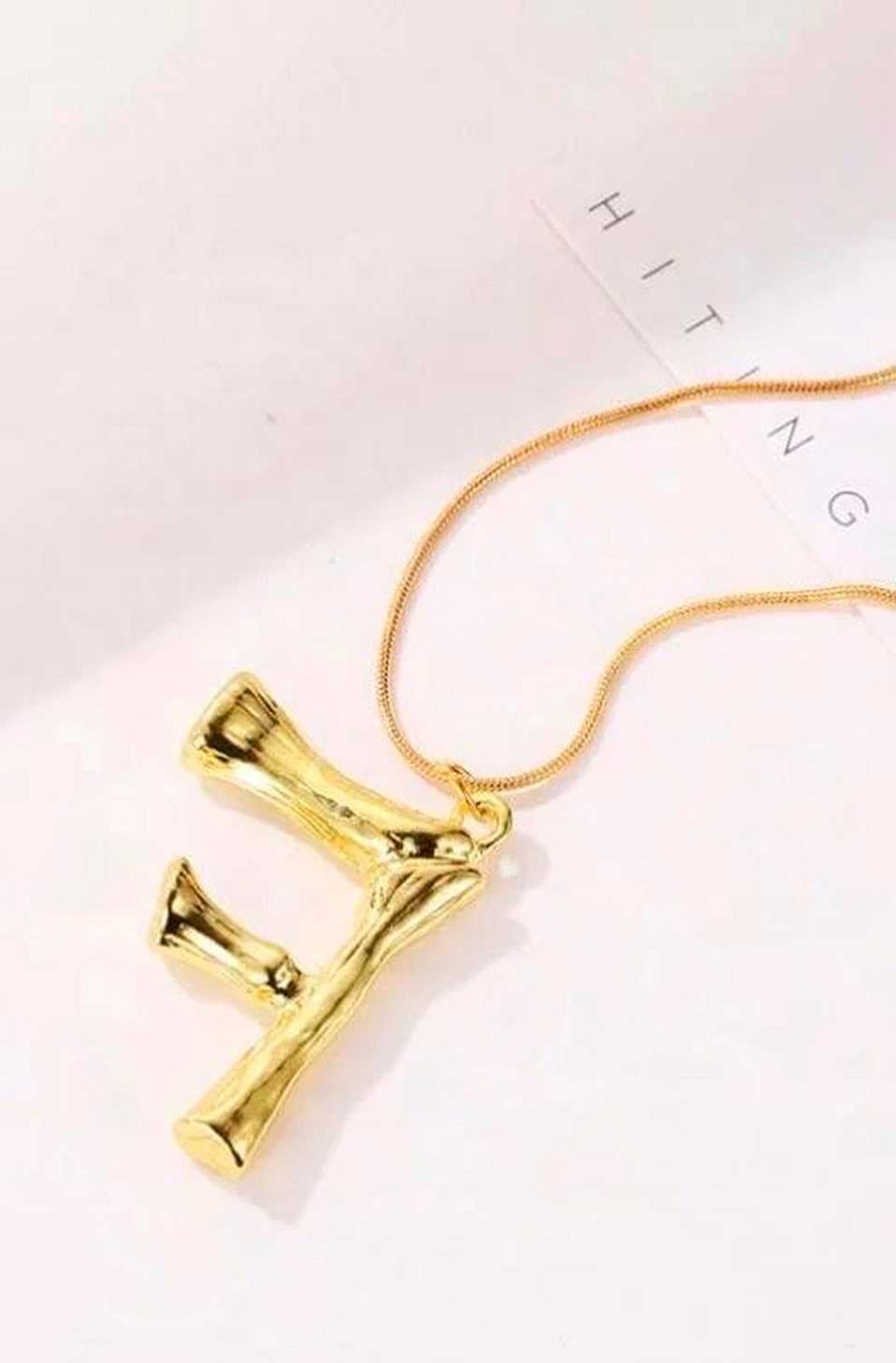 Accesorios Fetiche Suances | Collar Inicial ¨F¨