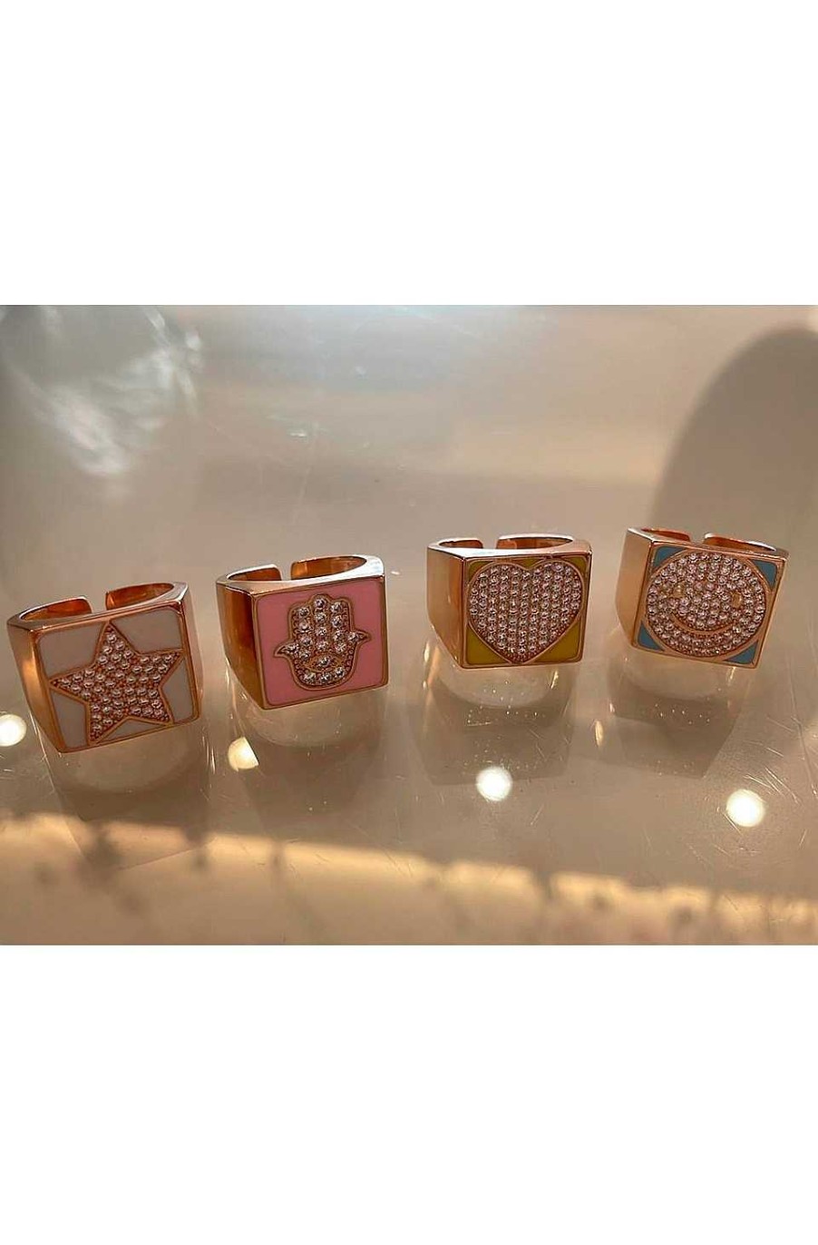 Accesorios Fetiche Suances | Anillo Rosa Mano De F Tima