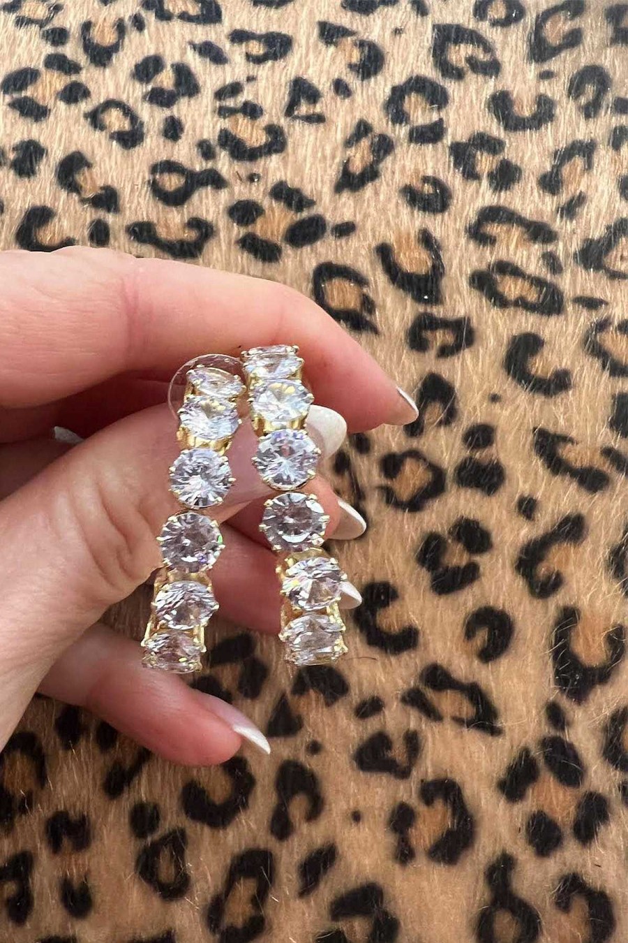 Accesorios Fetiche Suances | Pendientes Brillantes Redondos